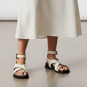 Free People Anya Criss-cross Footbed Leather Sandals Ecru Sz 6 Quiet Luxury